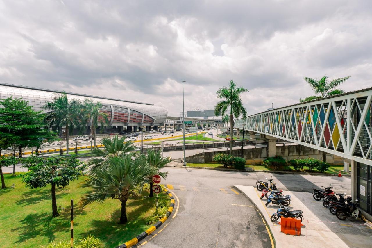 3C Hotel Setia Walk Puchong Buitenkant foto